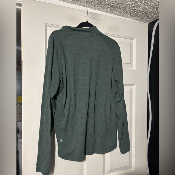 Lululemon men’s half zip - Picture 3 of 4